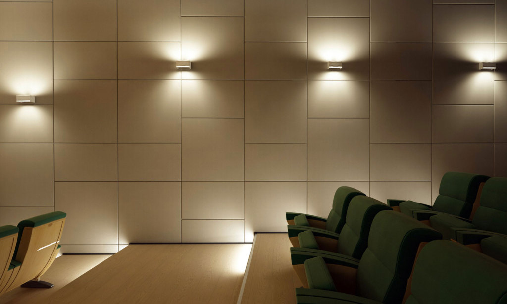 Lapelle leather tiles with soundproof power for an innovative theatre